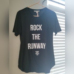 Victoria's Secret Rock the Runway Tee
